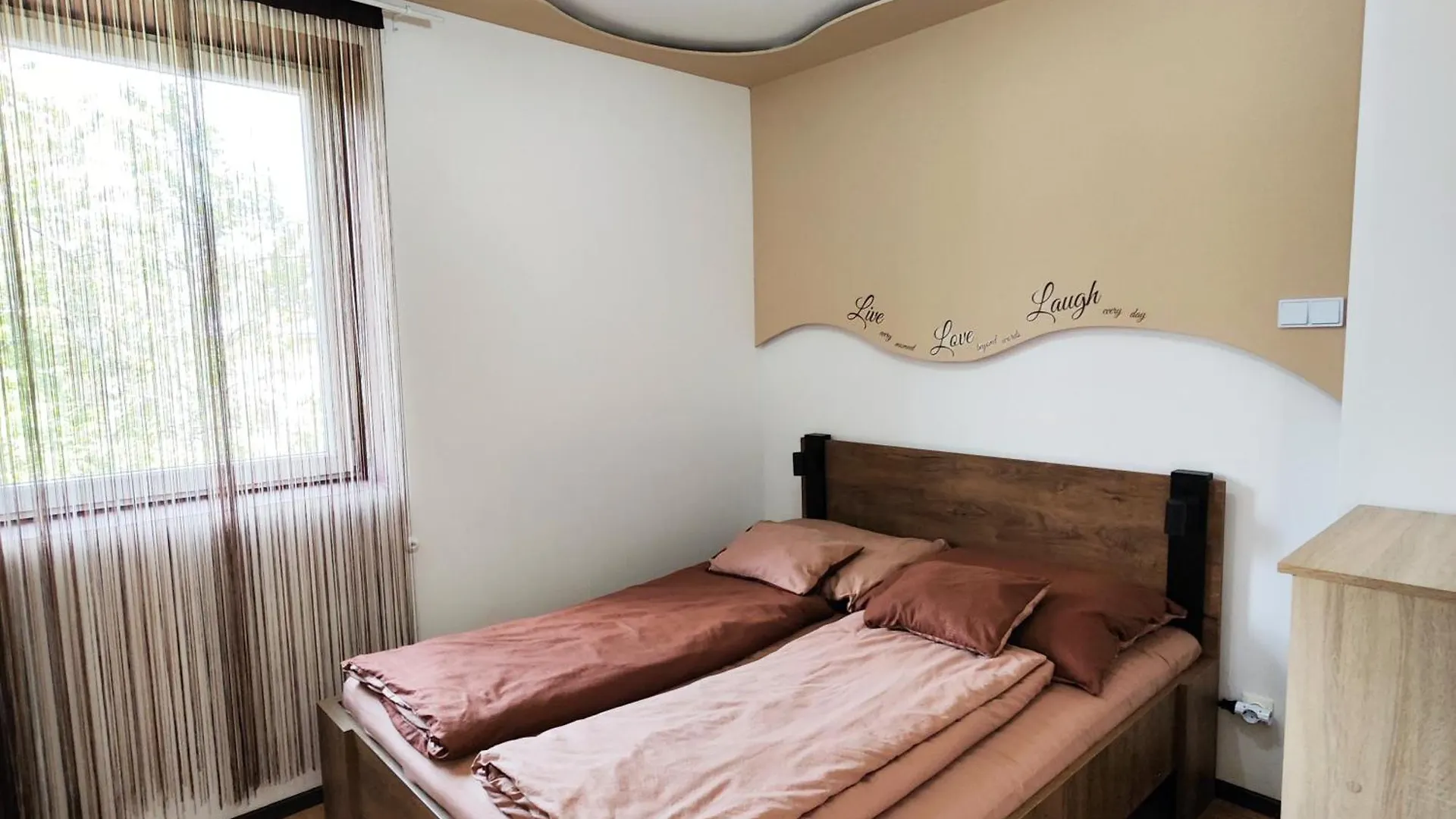 Color Apartmanok Eger